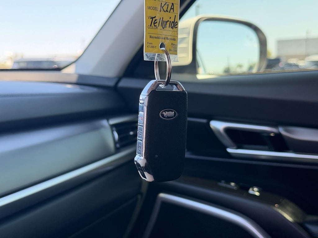 Thumbnail: 2020 Kia Telluride - 27