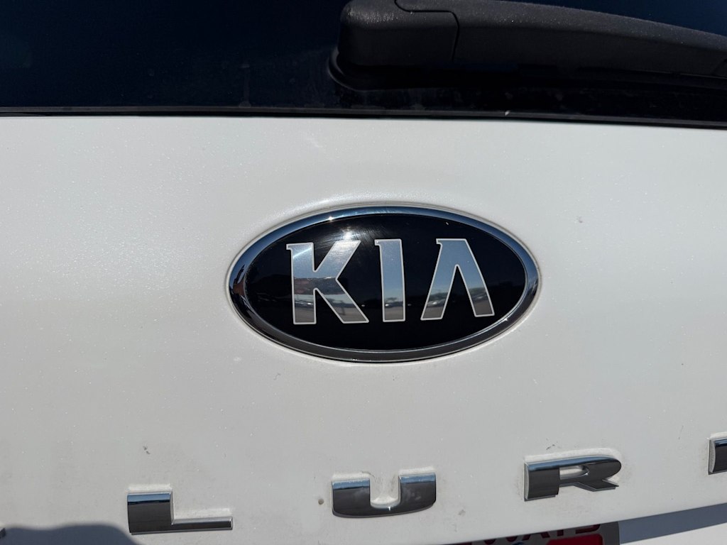 Thumbnail: 2020 Kia Telluride - 28