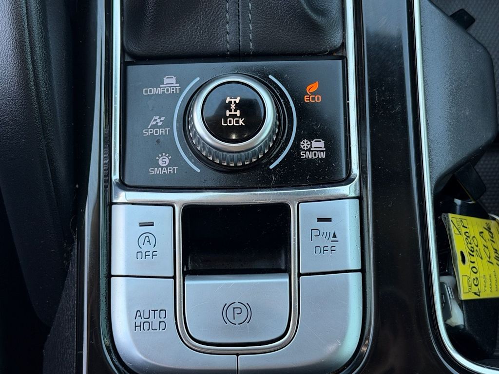 Thumbnail: 2020 Kia Telluride - 25