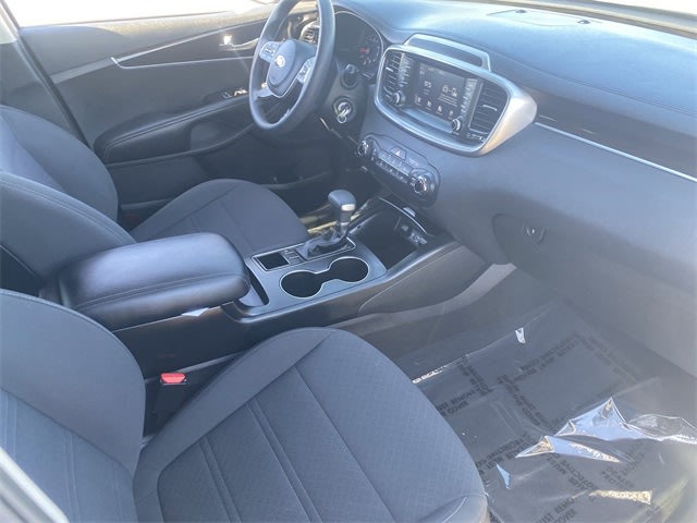 Thumbnail: 2020 Kia Sorento - 24