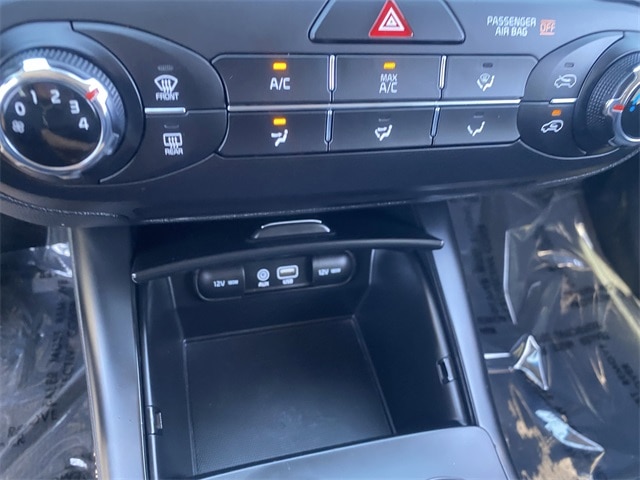 Thumbnail: 2020 Kia Sorento - 33