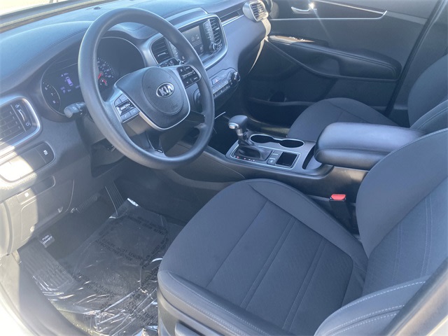 Thumbnail: 2020 Kia Sorento - 8