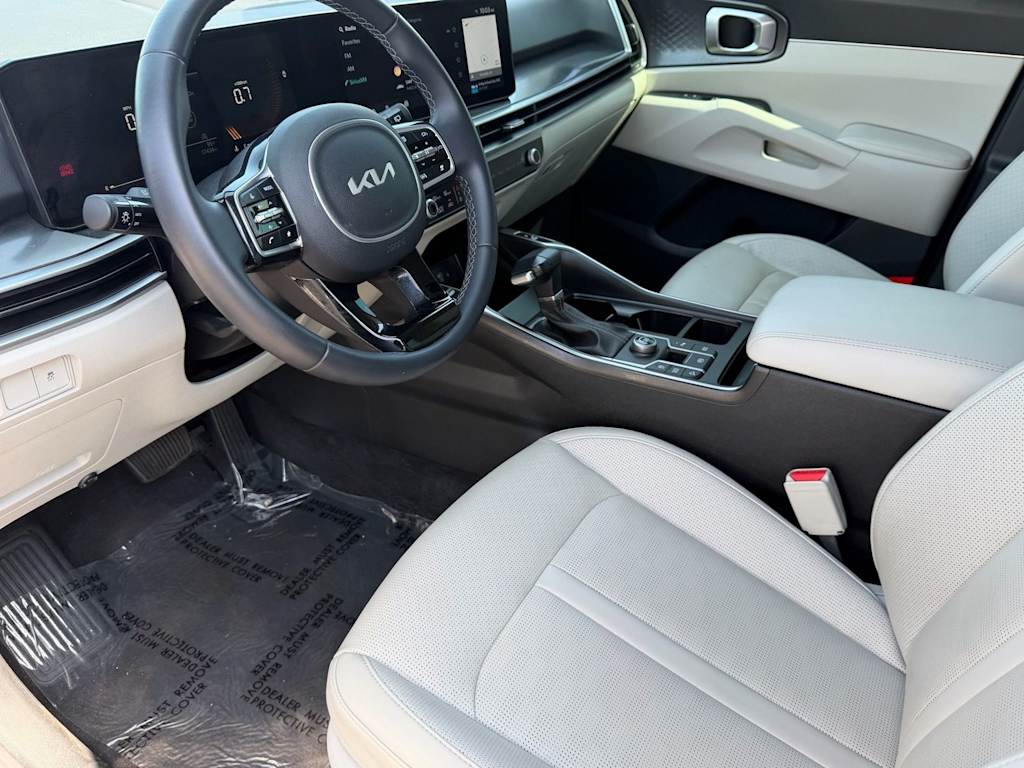 Thumbnail: 2025 Kia Sorento - 2
