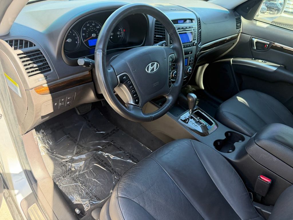 Thumbnail: 2011 Hyundai Santa Fe - 8