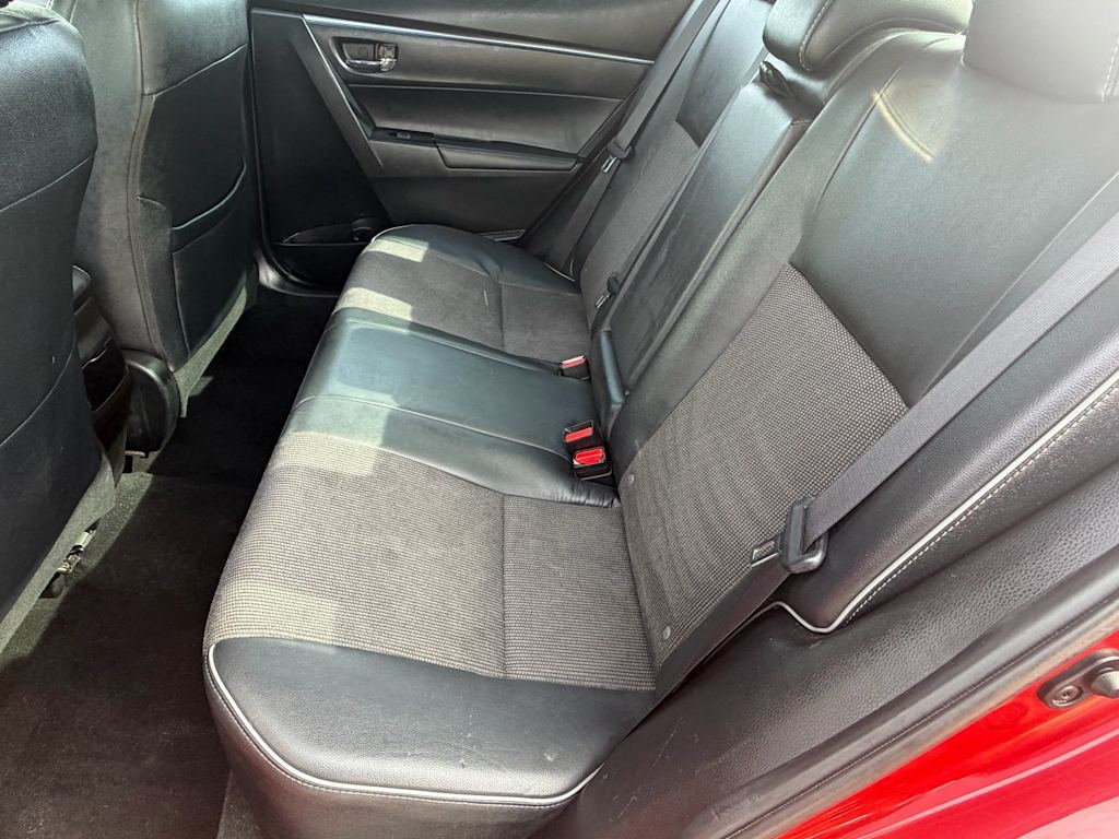 Thumbnail: 2015 Toyota Corolla - 21