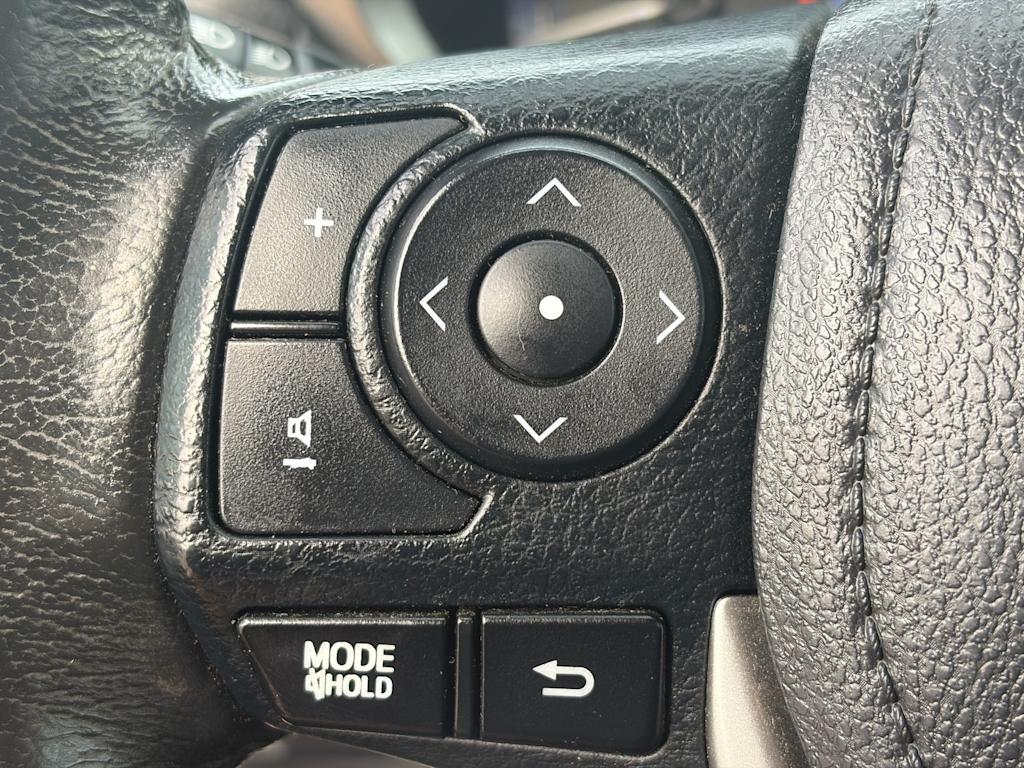 Thumbnail: 2015 Toyota Corolla - 25