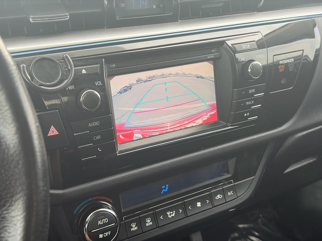 Thumbnail: 2015 Toyota Corolla - 28