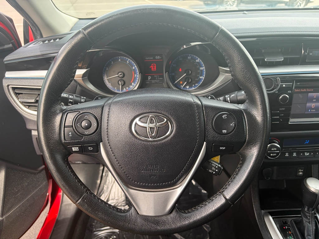 Thumbnail: 2015 Toyota Corolla - 12