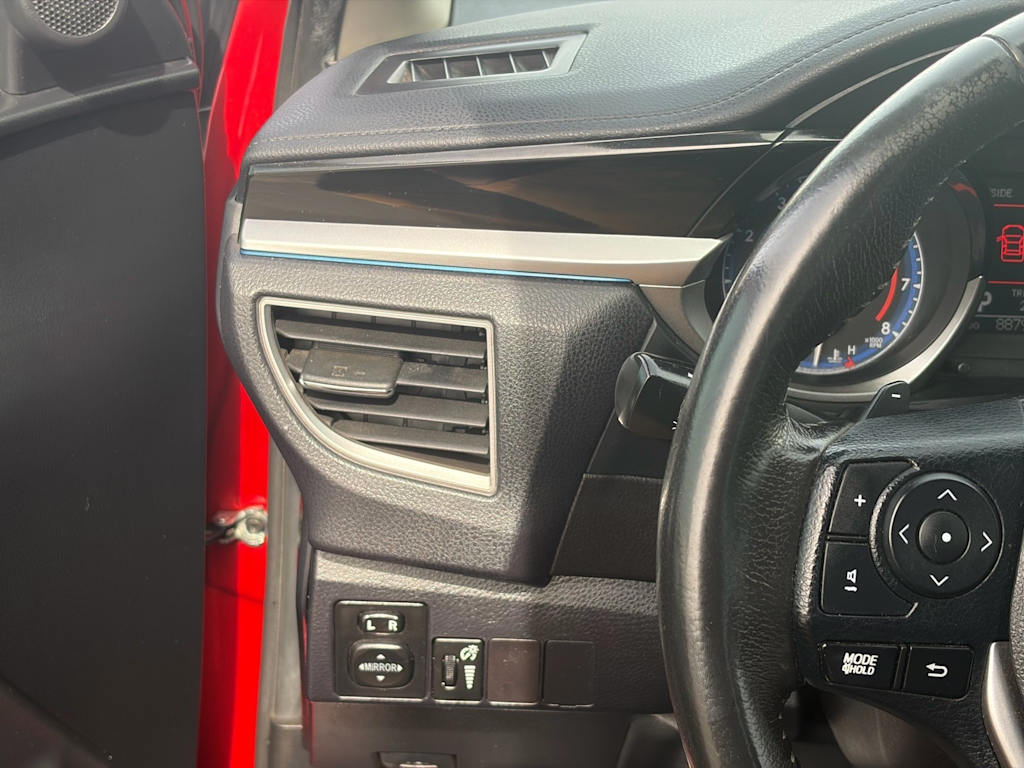 Thumbnail: 2015 Toyota Corolla - 24