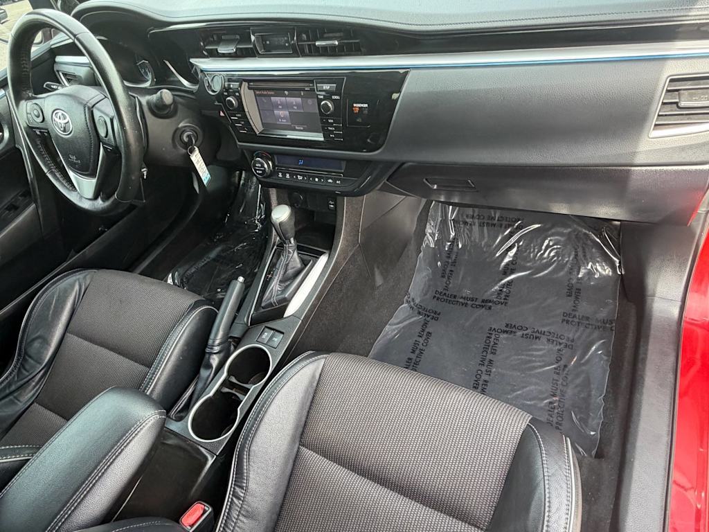 Thumbnail: 2015 Toyota Corolla - 8