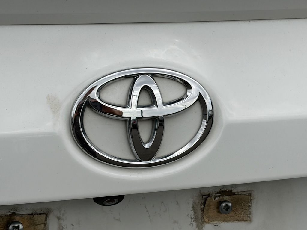 Thumbnail: 2018 Toyota Corolla - 3