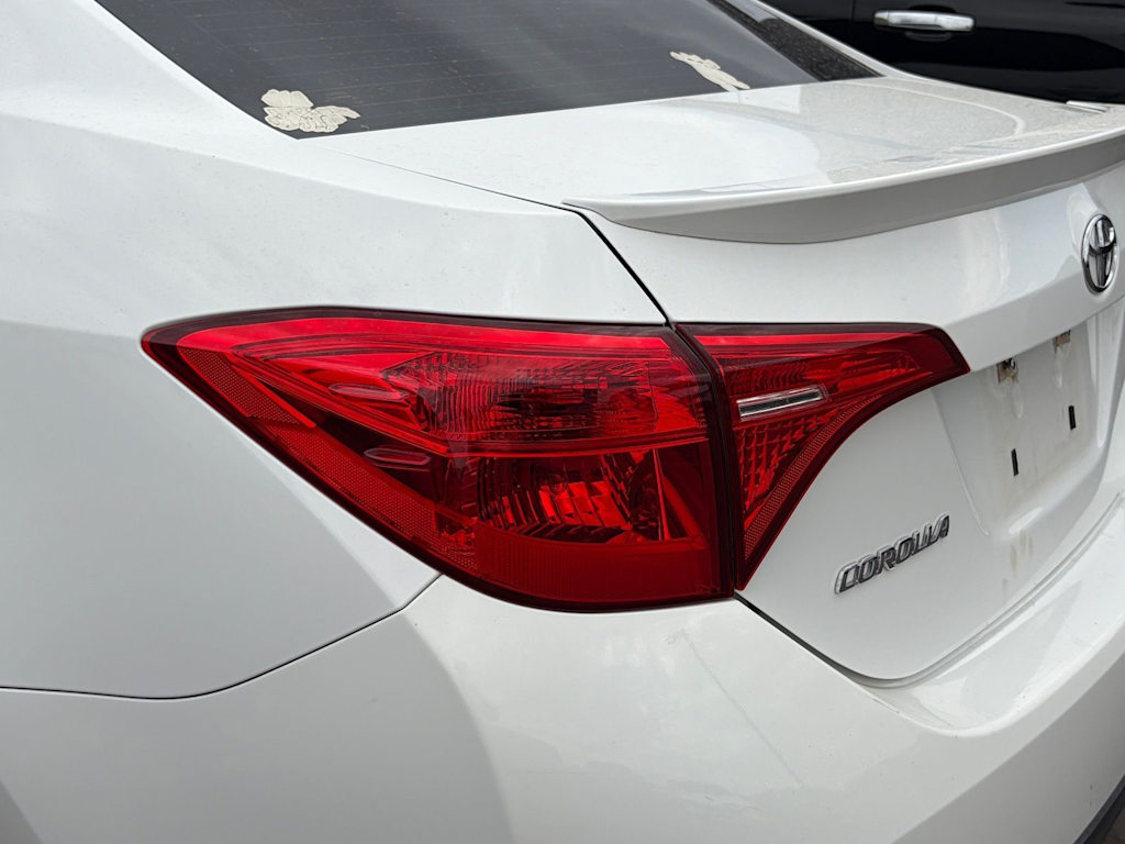 Thumbnail: 2018 Toyota Corolla - 14