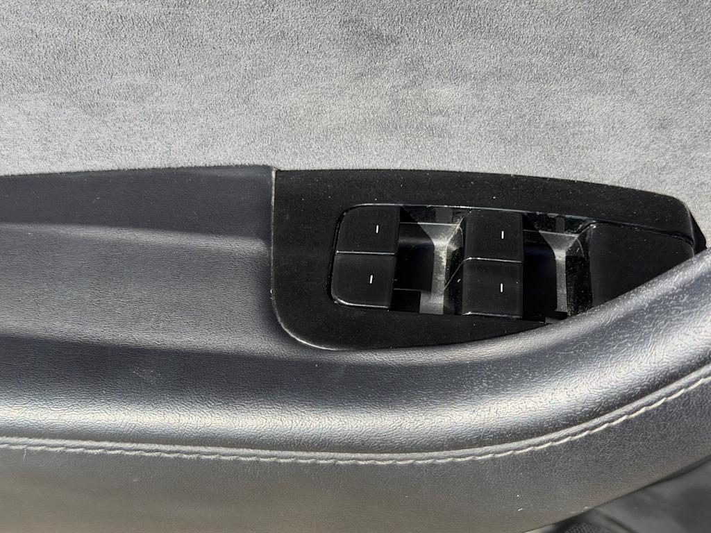Thumbnail: 2020 Tesla Model 3 - 18