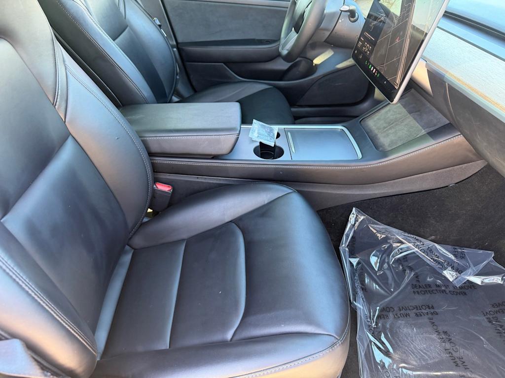 Thumbnail: 2020 Tesla Model 3 - 8