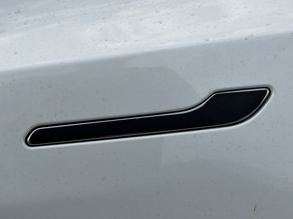 Thumbnail: 2019 Tesla Model 3 - 17