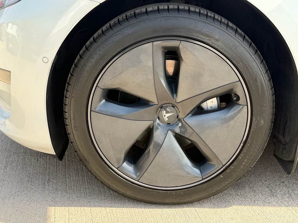 Thumbnail: 2019 Tesla Model 3 - 6