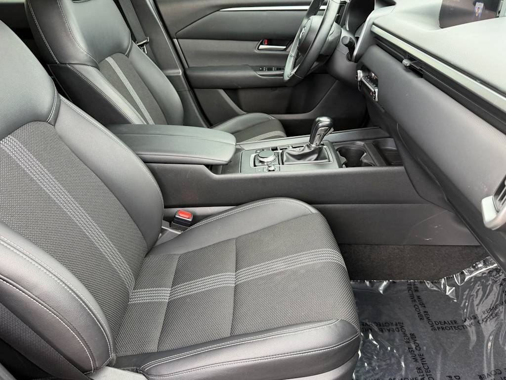 Thumbnail: 2025 Mazda CX-50 - 18