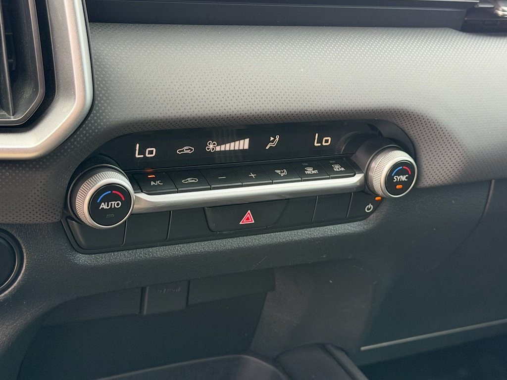 Thumbnail: 2025 Mazda CX-50 - 25