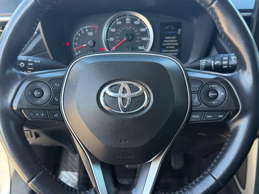 Thumbnail: 2022 Toyota Corolla Cross - 33