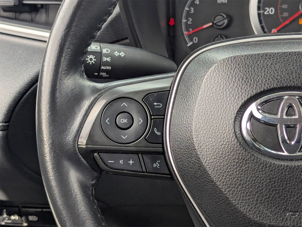 Thumbnail: 2022 Toyota Corolla Cross - 26