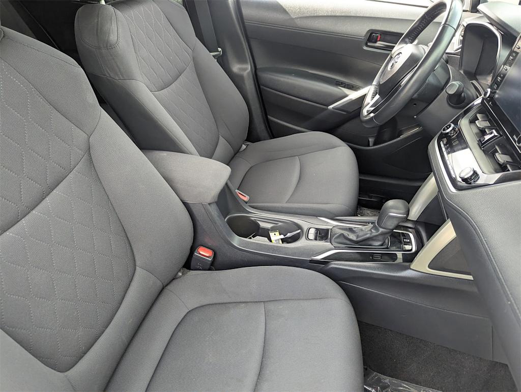 Thumbnail: 2022 Toyota Corolla Cross - 8