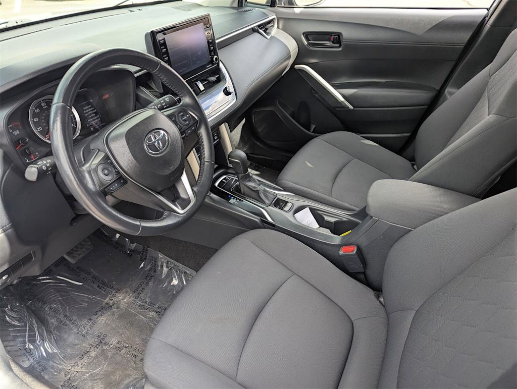 Thumbnail: 2022 Toyota Corolla Cross - 2