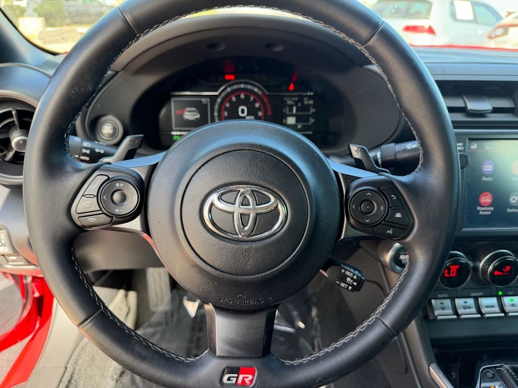 Thumbnail: 2023 Toyota GR86 - 8