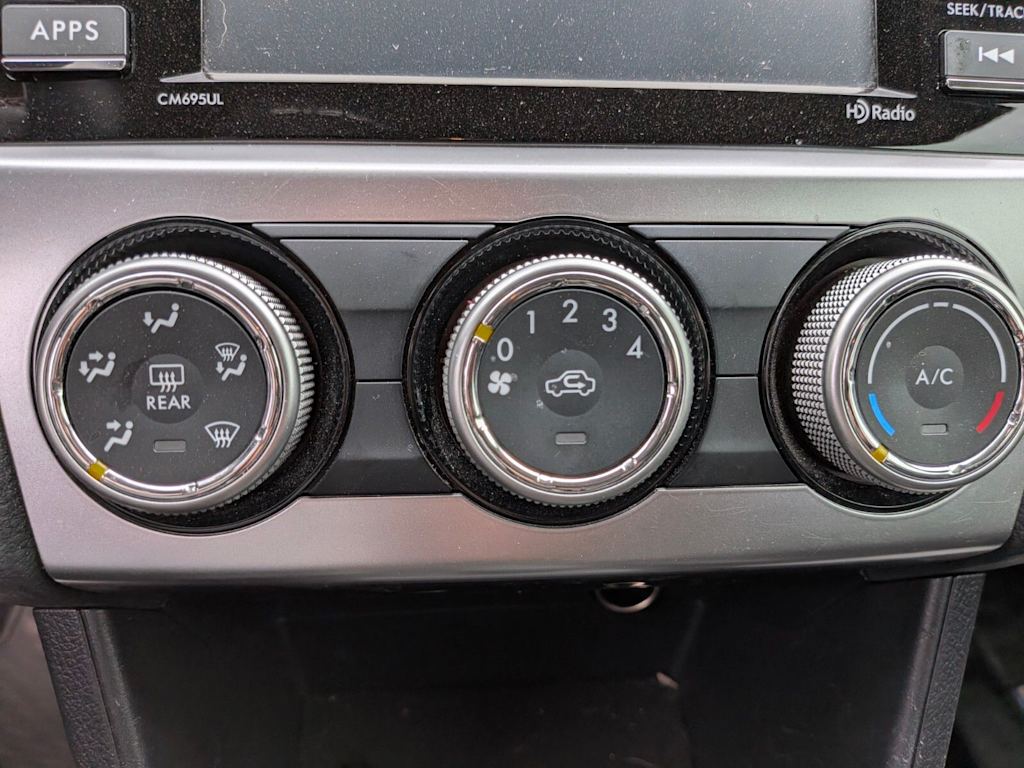 Thumbnail: 2016 Subaru Crosstrek - 12