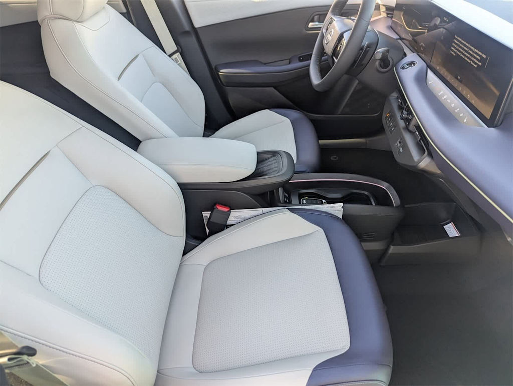 Thumbnail: 2026 Nissan Leaf - 10