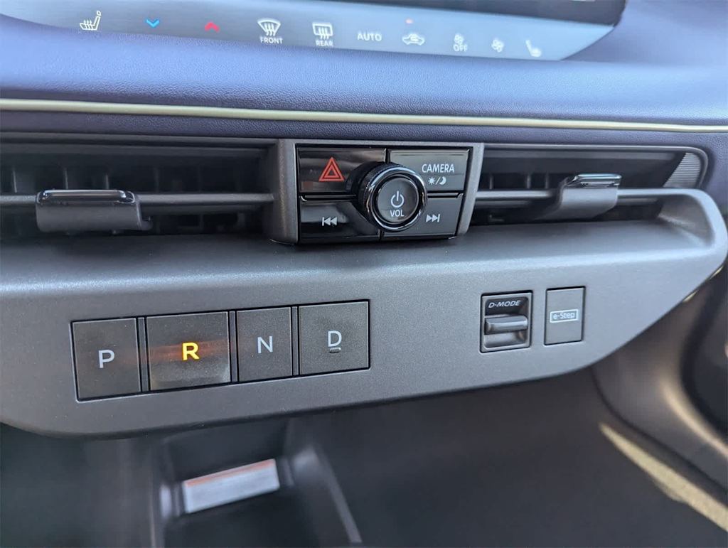 Thumbnail: 2026 Nissan Leaf - 25
