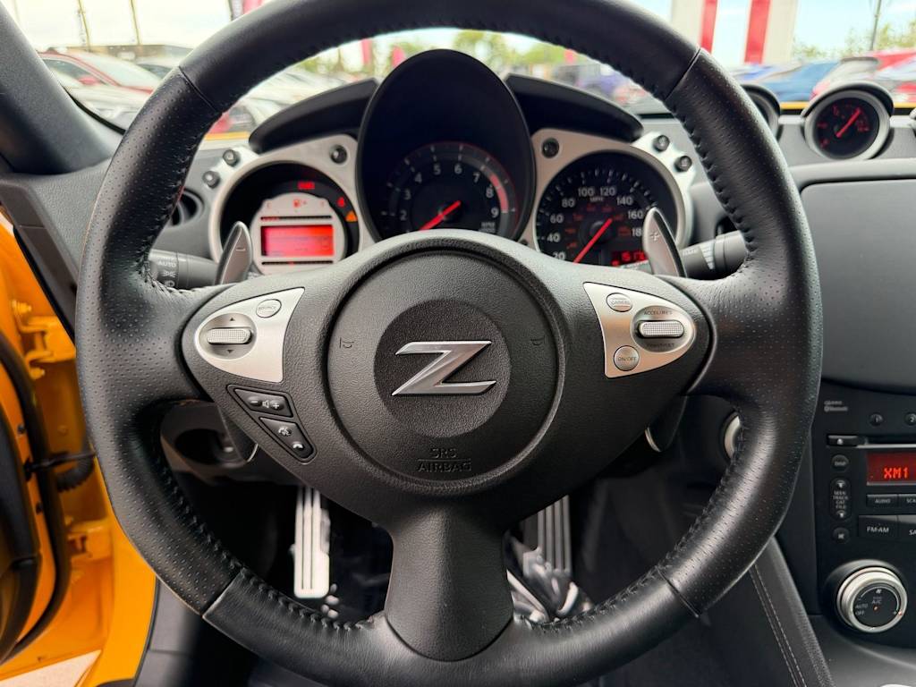Thumbnail: 2009 Nissan Z - 9