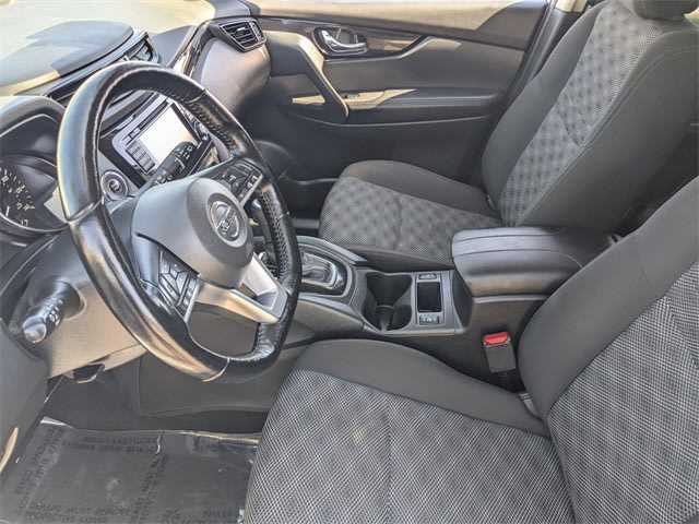 Thumbnail: 2021 Nissan Rogue Sport - 25