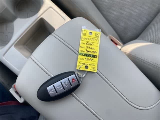 Thumbnail: 2020 Nissan Rogue Sport - 17