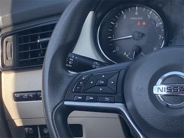 Thumbnail: 2020 Nissan Rogue Sport - 26