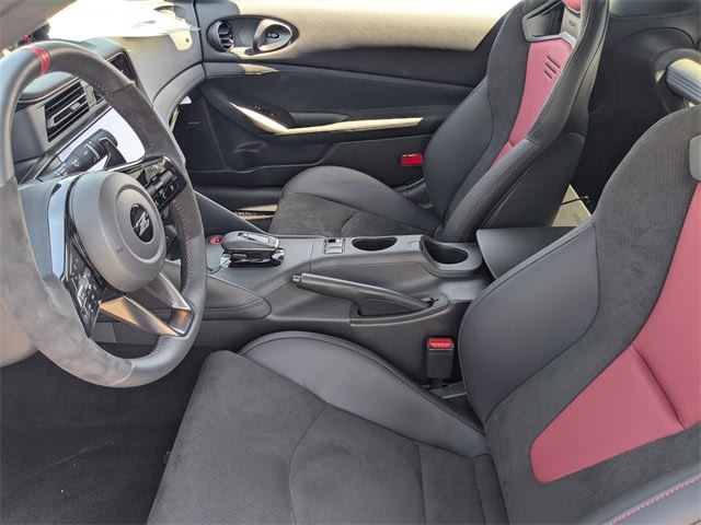 Thumbnail: 2025 Nissan Z - 18