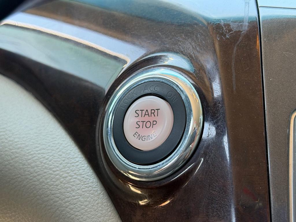 Thumbnail: 2016 Nissan Quest - 29