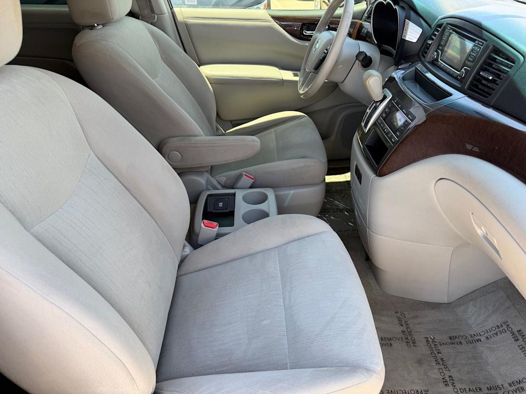 Thumbnail: 2016 Nissan Quest - 9
