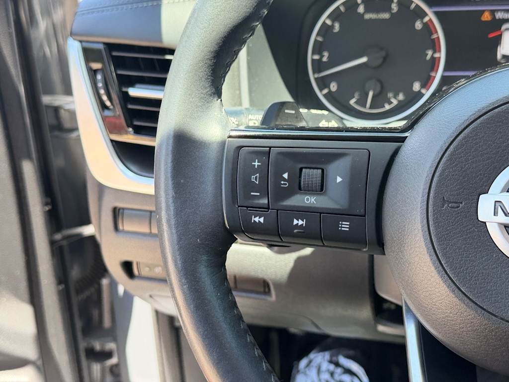 Thumbnail: 2021 Nissan Rogue - 23