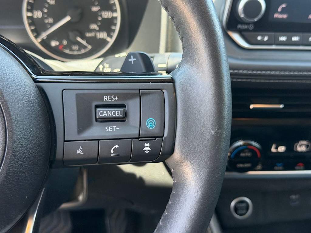 Thumbnail: 2021 Nissan Rogue - 24