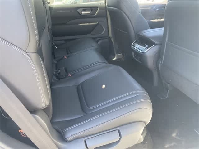 Thumbnail: 2025 Nissan Armada - 10