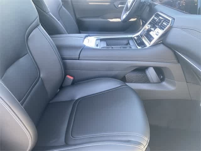 Thumbnail: 2025 Nissan Armada - 19