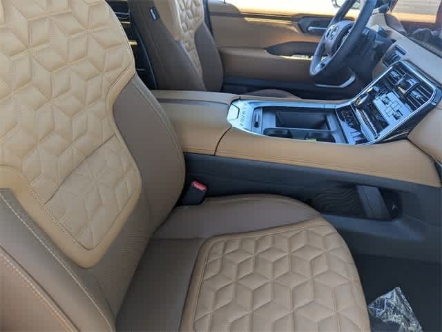 Thumbnail: 2026 Nissan Armada - 9