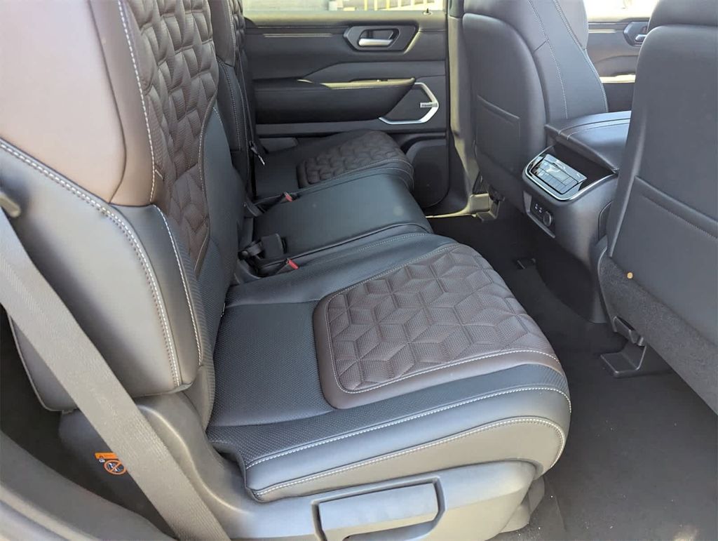 Thumbnail: 2026 Nissan Armada - 10