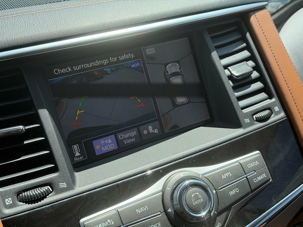 Thumbnail: 2019 INFINITI QX80 - 17