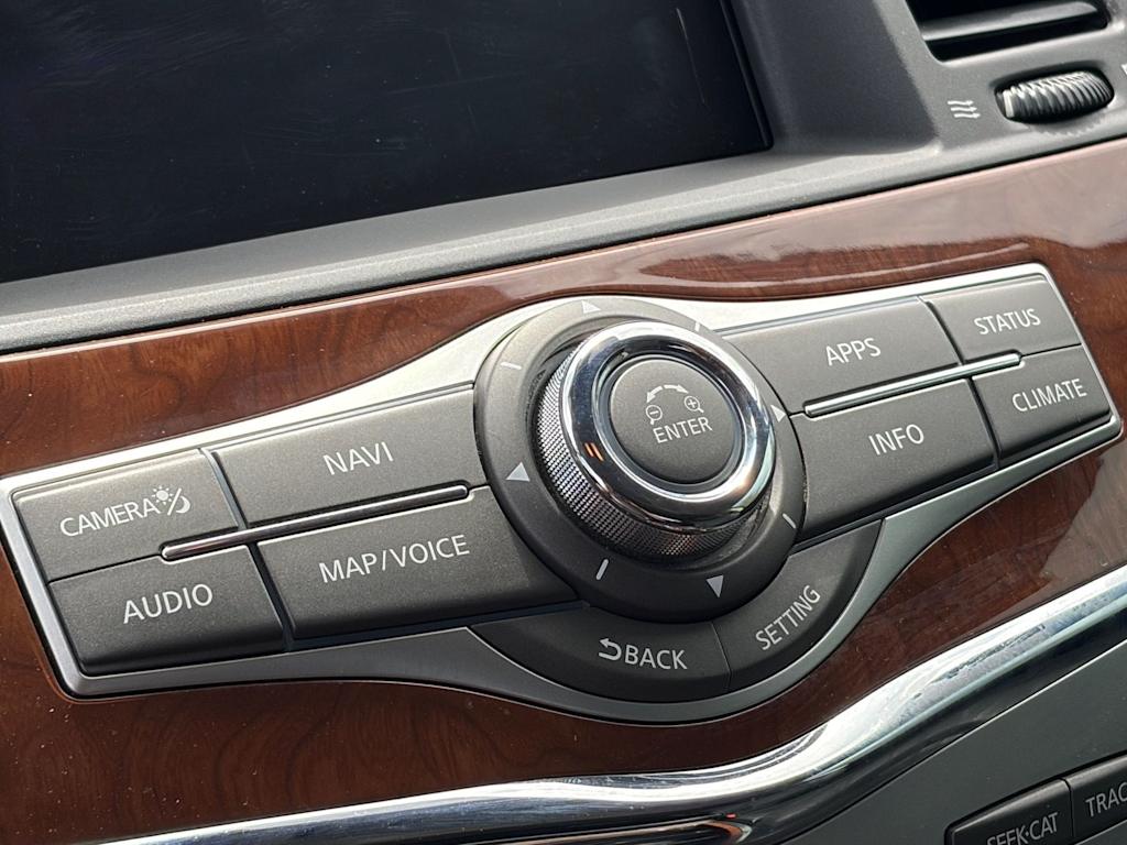 Thumbnail: 2018 INFINITI QX80 - 30