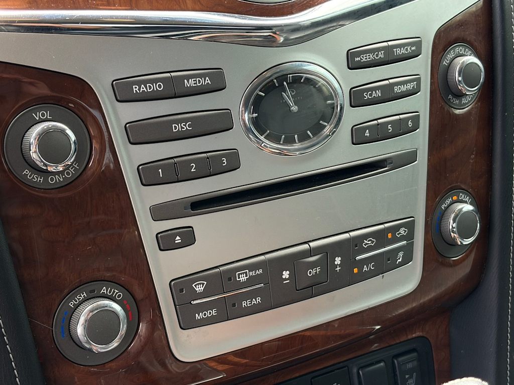 Thumbnail: 2018 INFINITI QX80 - 32