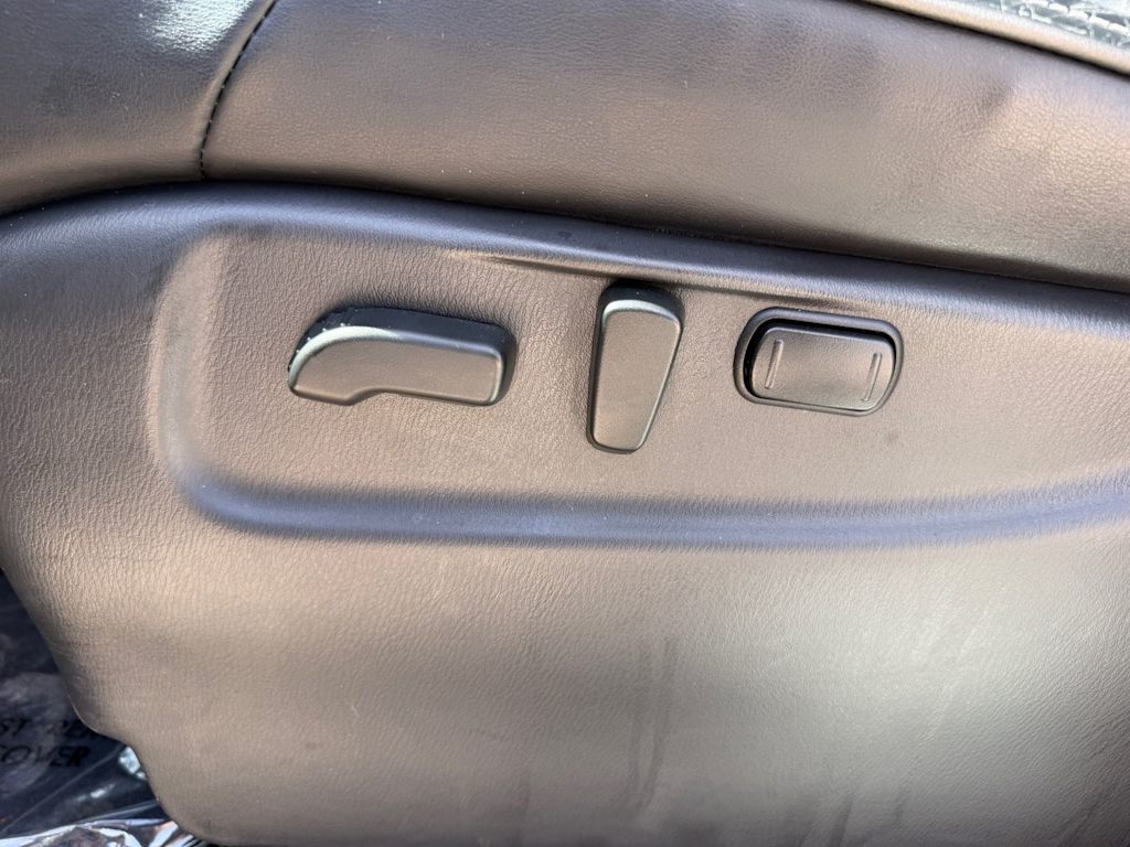 Thumbnail: 2019 INFINITI QX80 - 20