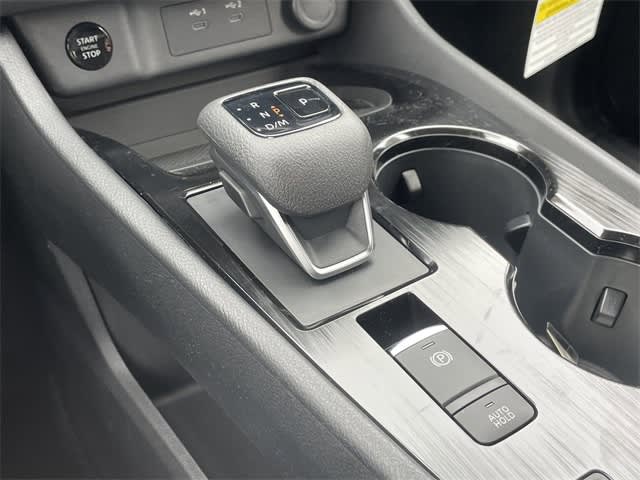 2025 Nissan Rogue SV 12