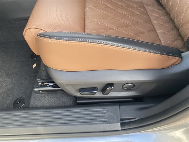 2025 Nissan Rogue Platinum 21