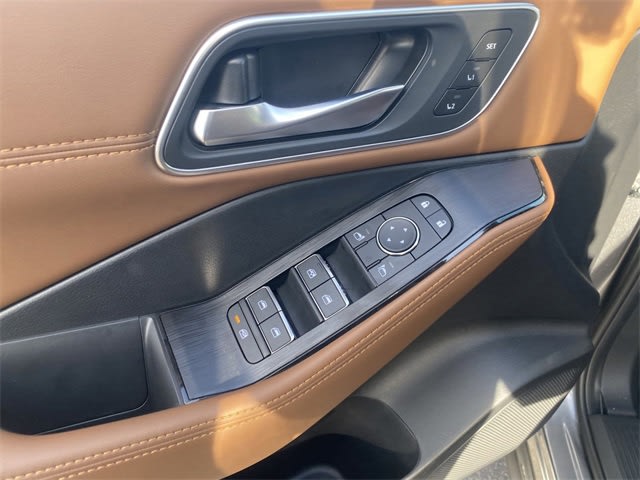 2025 Nissan Rogue Platinum 22